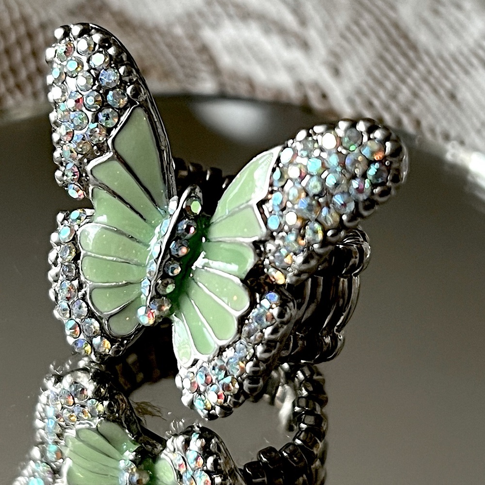 🦋 Beautiful Green Enamel Butterfly Cocktail Ring OSFM